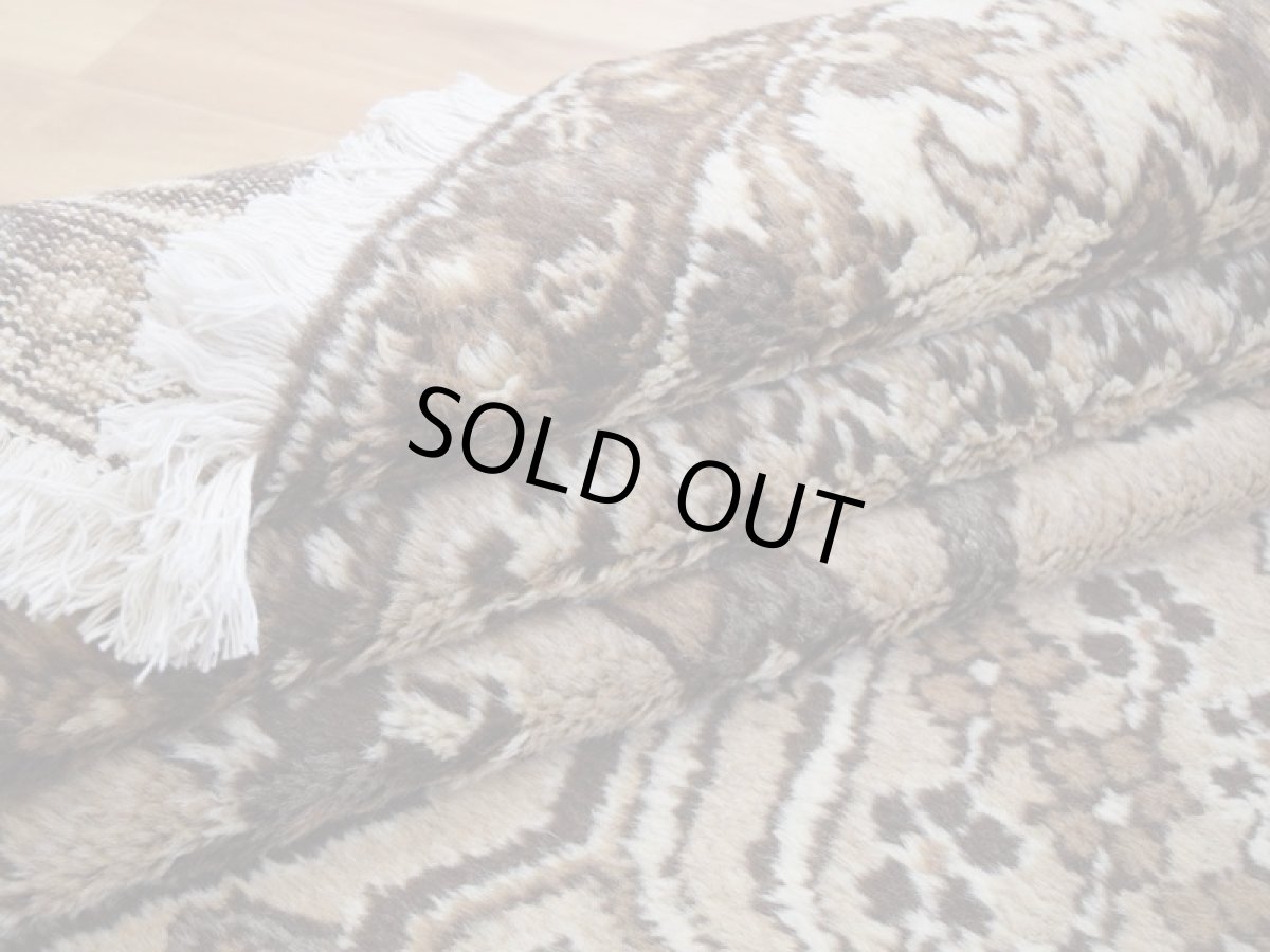 画像14: 良品 ペルシャ 部族絨毯 フェルドス No.AB322 - 290 x 206 cm 縦3m 横2m 6㎡ 6帖 リビング ダイニング 3人掛けソファ サイズ ウール 手織り ハンドメイド トライバル ラグ マット カーペット ネイビー 幾何学模様 民族柄 ベージュ 生成り 白 ホワイト系 ライトブラウン グレー系 ビンテージ ヴィンテージ b-ad322-290206h384 (14)