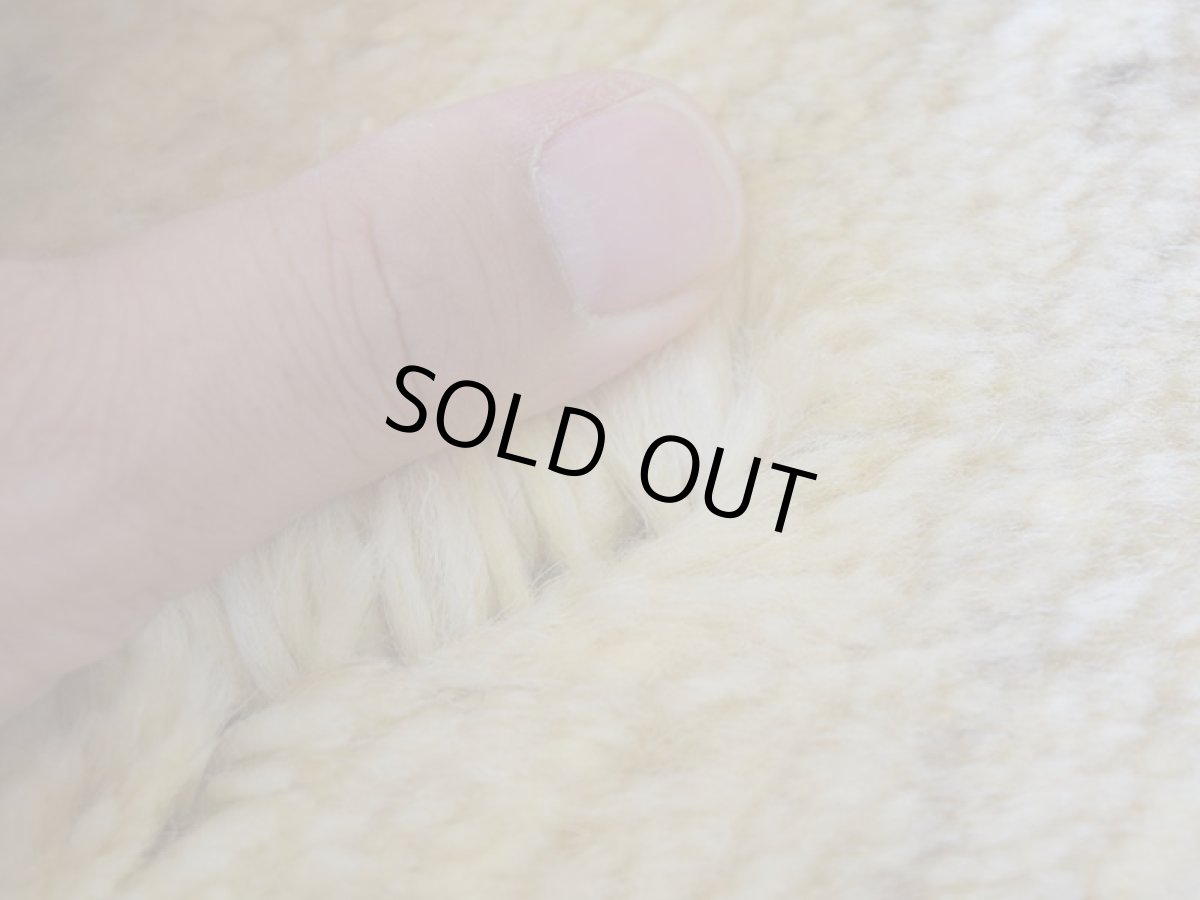 画像13: 新品 ペルシャ ギャッベ No.P404 - 201 × 157 cm 縦2m 横1.5m 3㎡ 〜3.5帖 リビング ダイニング 2-3人掛けソファ サイズ 肉厚 天然 ウール ギャベ 手織り ハンドメイド ラグ 絨毯 カーペット リビングダイニングルームやベッドサイドに 生成り ベージュ 茶 グレー 原毛系 グラデーション n-p404-201157h773p (13)