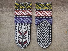 画像2: 新品 イラン製 アクリル混ウール ミドル 22-23 cm 手編み靴下 ニットルームソックス Long Knit Room Socks n-am2223-260h4a5 (2)