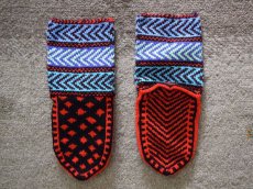 画像2: 新品 イラン製 アクリル混ウール ミドル 21-22 cm 手編み靴下 ニットルームソックス Long Knit Room Socks n-am2122-254h4a5 (2)