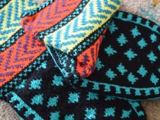 画像3: 新品 イラン製 アクリル混ウール ミドル 21-22 cm 手編み靴下 ニットルームソックス Long Knit Room Socks n-am2122-253h4a5 (3)