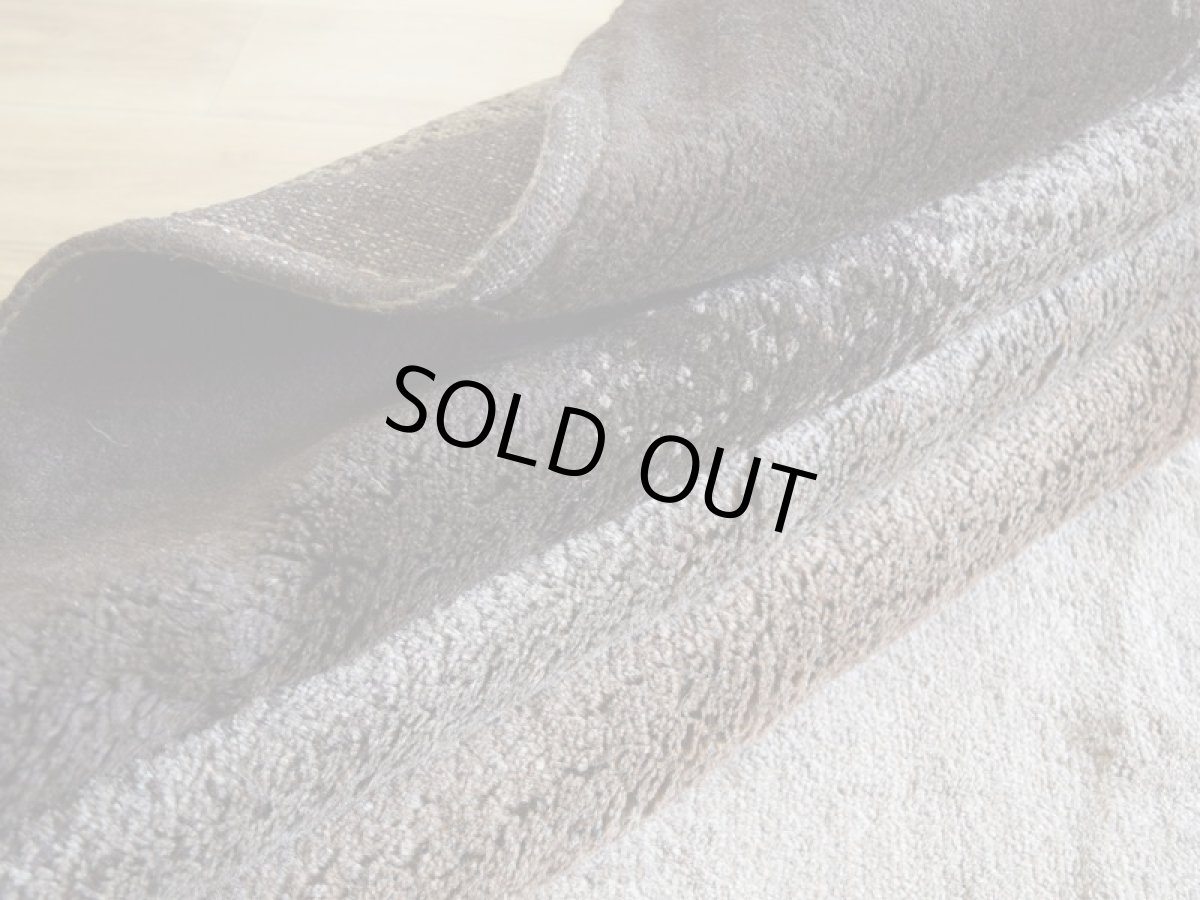 画像13: 新品 ペルシャ ギャッベ 縦3m 横2.5m 7㎡ 〜8帖程度 リビング ダイニング 3人掛けソファ コーナーソファサイズ 291 × 236 cm No.1436 肉厚 ウール ギャベ 手織り ハンドメイド ラグ 絨毯 カーペット ベージュ ブラウン グレー ブラック グラデーション ボーダー リビングダイニングルームやベッドサイドに n-1436-291236s014435 (13)