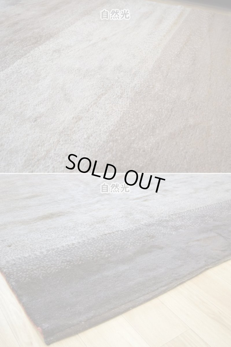 画像7: 新品 ペルシャ ギャッベ 縦3m 横2.5m 7㎡ 〜8帖程度 リビング ダイニング 3人掛けソファ コーナーソファサイズ 291 × 236 cm No.1436 肉厚 ウール ギャベ 手織り ハンドメイド ラグ 絨毯 カーペット ベージュ ブラウン グレー ブラック グラデーション ボーダー リビングダイニングルームやベッドサイドに n-1436-291236s014435 (7)