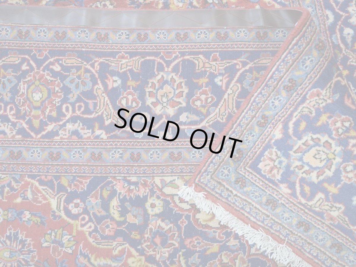 画像17: 良品 ペルシャ 絨毯 カシャーン産  300 x 201 cm No.AD321 縦3m 横2m 6㎡ 〜6帖 リビング ダイニング 3人掛けソファ コーナーソファ 大判 サイズ 肉厚 ウール 手織り トライバル ラグ 敷物 マット カーペット メダリオン ヴィンテージ ビンテージ 赤 ネイビー b-ad321-300201h884536 (17)