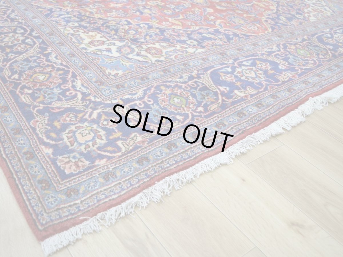 画像11: 良品 ペルシャ 絨毯 カシャーン産  300 x 201 cm No.AD321 縦3m 横2m 6㎡ 〜6帖 リビング ダイニング 3人掛けソファ コーナーソファ 大判 サイズ 肉厚 ウール 手織り トライバル ラグ 敷物 マット カーペット メダリオン ヴィンテージ ビンテージ 赤 ネイビー b-ad321-300201h884536 (11)