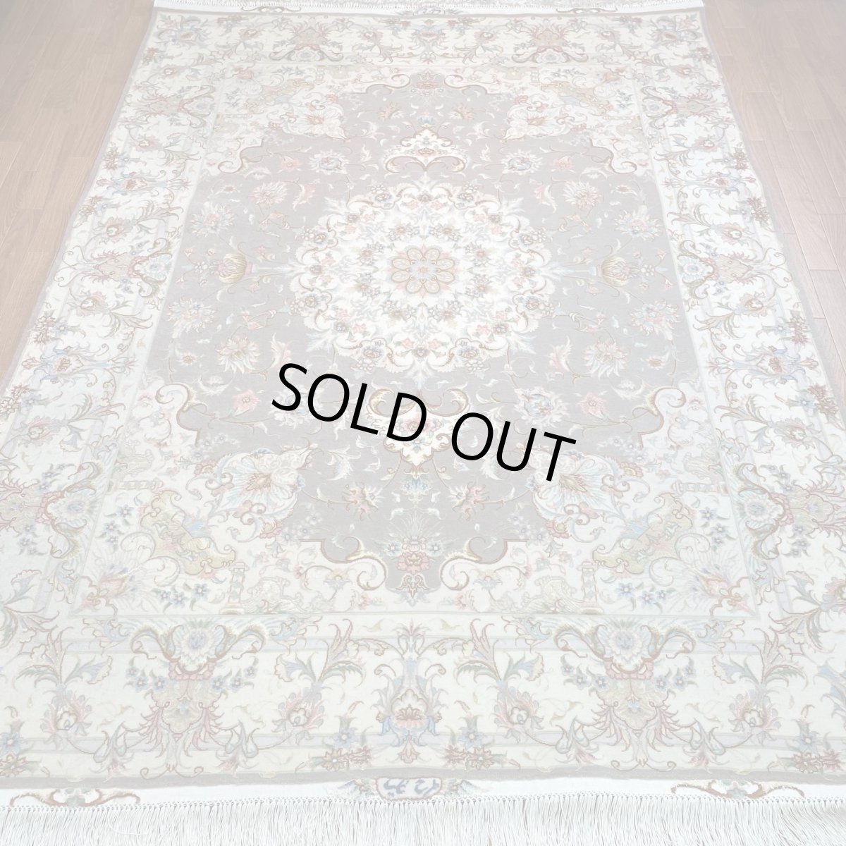 画像2: 新品 ペルシャ 絨毯 タブリーズ 産 50ラジ  縦2m 横1.5m 3㎡ 3帖程度 リビング ダイニング 2-3人掛けソファ サイズ 205 x 152 cm 天然 コルクウール シルク 手織り トライバル ラグ 敷物 マット カーペット メダリオンコーナー マヒデザイン ピンク MA408-205152Z108 (2)