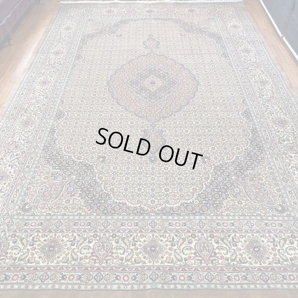 画像2: 新品 ペルシャ 絨毯 ムード産 縦3m 横2m 6㎡ 〜6帖 リビング ダイニング 客室 大判 サイズ 298 x 195 cm 天然 ウール シルク 手織り ハンドメイド ラグ マット カーペット 敷物 生成り クリーム  マヒ ヘラティ 柄 MA409-1999-298195Z050 (2)