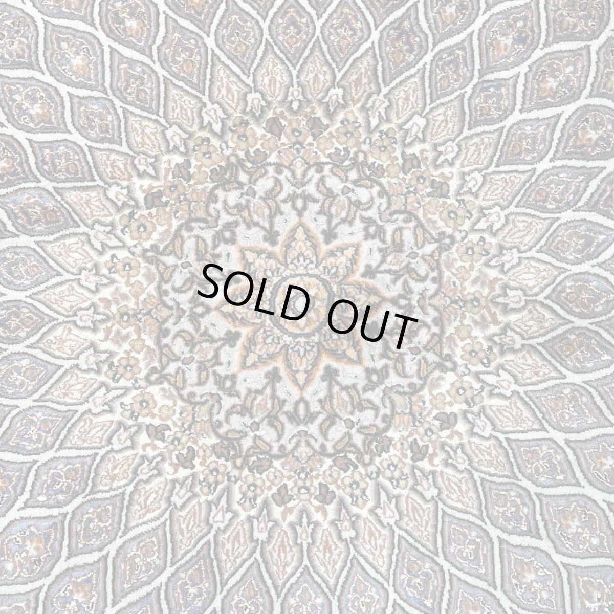 画像1: 新品 ペルシャ 絨毯 イスファハン 産 ダーバリ 工房 314 x 204 cm 縦3m 横2m 6㎡ 〜6帖程度 リビング ダイニング 3人掛けソファ コーナーソファ 大判 サイズ 天然 コルクウール シルク 手織り ラグ 敷物 カーペット ゴンバッド ゴンバット メダリオン ネイビー 紺 ゴールド 金 MA399-S584-313204Z400 (1)