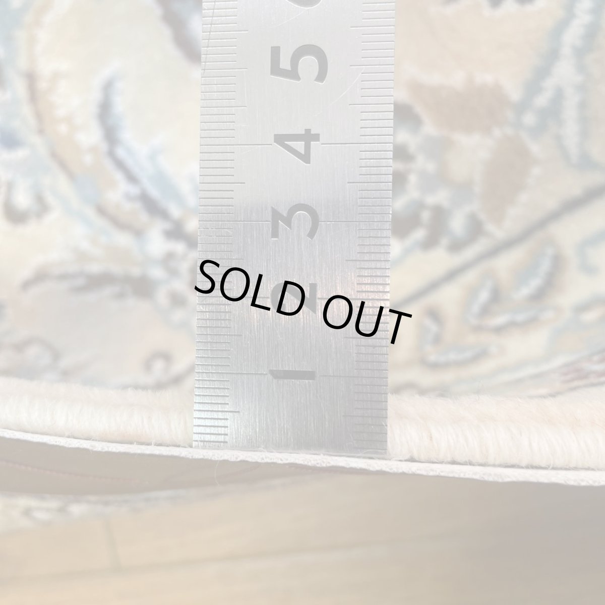 画像12: 新品 ペルシャ 絨毯 ナイン 産 9la ノーラー ノーフラ― 縦3m 横2m 6㎡ 〜6帖程度 リビング ダイニング 3人掛けソファ コーナーソファ 大判 サイズ 305 x 205 cm 肉厚 天然 ウール 手織り トライバル ラグ 敷物 カーペット メダリオン クリーム 生成り色 ベージュ 青 水色 ブルー MA404-2171-305205Z100 (12)