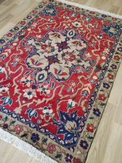 画像15: 良品 ペルシャ 絨毯 バクティヤリ 縦2m 横1.5m 3㎡ 〜3帖 リビング ダイニング 2〜3人掛けソファ センターテーブル サイズ 195 x 143 cm 天然 草木染 ウール 手織り トライバル ラグ 敷物 マット カーペット コルシド メダリオン ヴィンテージ ビンテージ バクティアリ バフティヤリ MAAB444-195143Z018 (15)