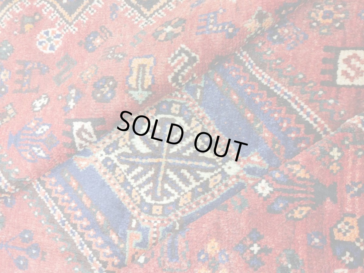 画像15: 良品 ペルシャ 部族絨毯 シラーズ 255 x 158 cm No.AD531 縦2.5m 横1.6m 4㎡ ~5帖 リビング ダイニング 2-3人掛けソファ サイズ ウール 手織り ハンドメイド トライバル ラグ カーペット メダリオン柄 赤 ネイビー オレンジ 民族柄 MAAD531-255158Z045 (15)