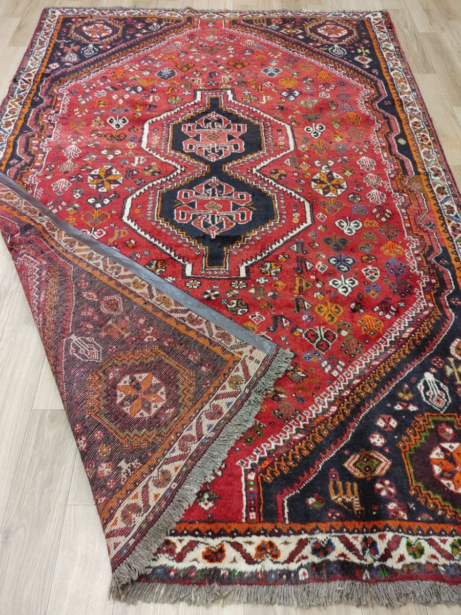 画像5: 良品 ペルシャ 部族絨毯 シラーズ 255 x 176 cm No.AD460 縦2.5m 横1.7m 4.5㎡ ~5帖 リビング ダイニング 2-3人掛けソファ サイズ ウール 手織り ハンドメイド トライバル ラグ カーペット メダリオン柄 赤 ネイビー オレンジ 民族柄 MAAD460-255176Z053 (5)