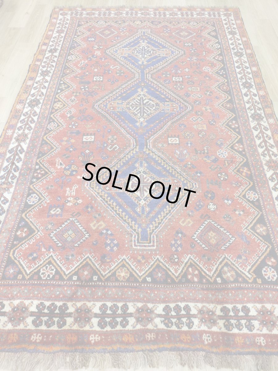 画像12: 良品 ペルシャ 部族絨毯 シラーズ 255 x 158 cm No.AD531 縦2.5m 横1.6m 4㎡ ~5帖 リビング ダイニング 2-3人掛けソファ サイズ ウール 手織り ハンドメイド トライバル ラグ カーペット メダリオン柄 赤 ネイビー オレンジ 民族柄 MAAD531-255158Z045 (12)