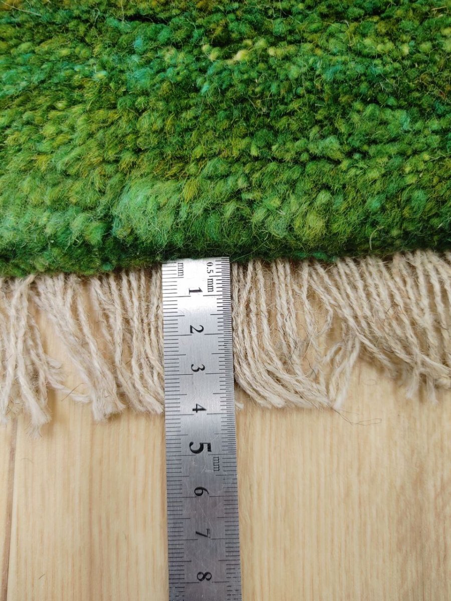 画像17: 新品 ペルシャ ギャッベ 縦3m 横2m 6㎡ 〜6帖程度 リビング ダイニング 3人掛けソファ コーナーソファサイズ 303 × 202 cm 肉厚 天然 ウール ギャベ 手織り ハンドメイド ラグ 絨毯 カーペット リビングダイニングルームやベッドサイドに 生成り グレー プレーン シンプル MA434-AD237-302205Z054 (17)