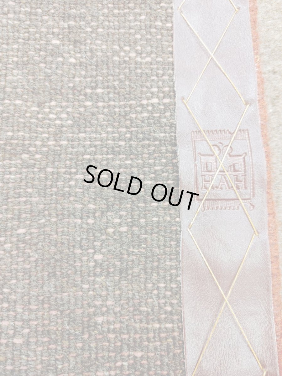 画像11: 新品 ペルシャ ギャッベ 243 × 197 cm 縦2.5m 横2m 〜5㎡ 〜4.5帖 リビング ダイニング 2-3人掛けソファサイズ 天然 肉厚 ウール ギャベ 手織り リーズバフト ハンドメイド ラグ 絨毯 カーペット ベージュ ブラウン グレー グラデーション ボーダー リビングダイニングルームやベッドサイドに MA436-1448-243197Z025 (11)