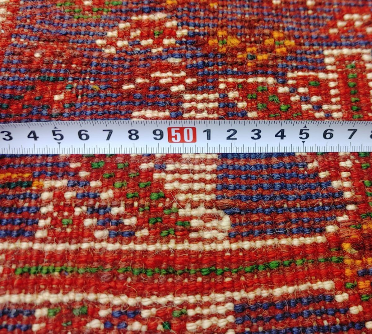 画像17: 良品 ペルシャ 部族絨毯 シラーズ 200 x 150 cm ウール 手織り 赤 ネイビー 青  縦2.0m 横1.5m 3.0m 2 〜3帖 リビング ダイニング 3人掛けソファ サイズ ウール 手織り トライバル ラグ 部族絨毯 マット カーペット 淡マルチカラー トランジ ビンテージ MAAD516-200150Z036 (17)