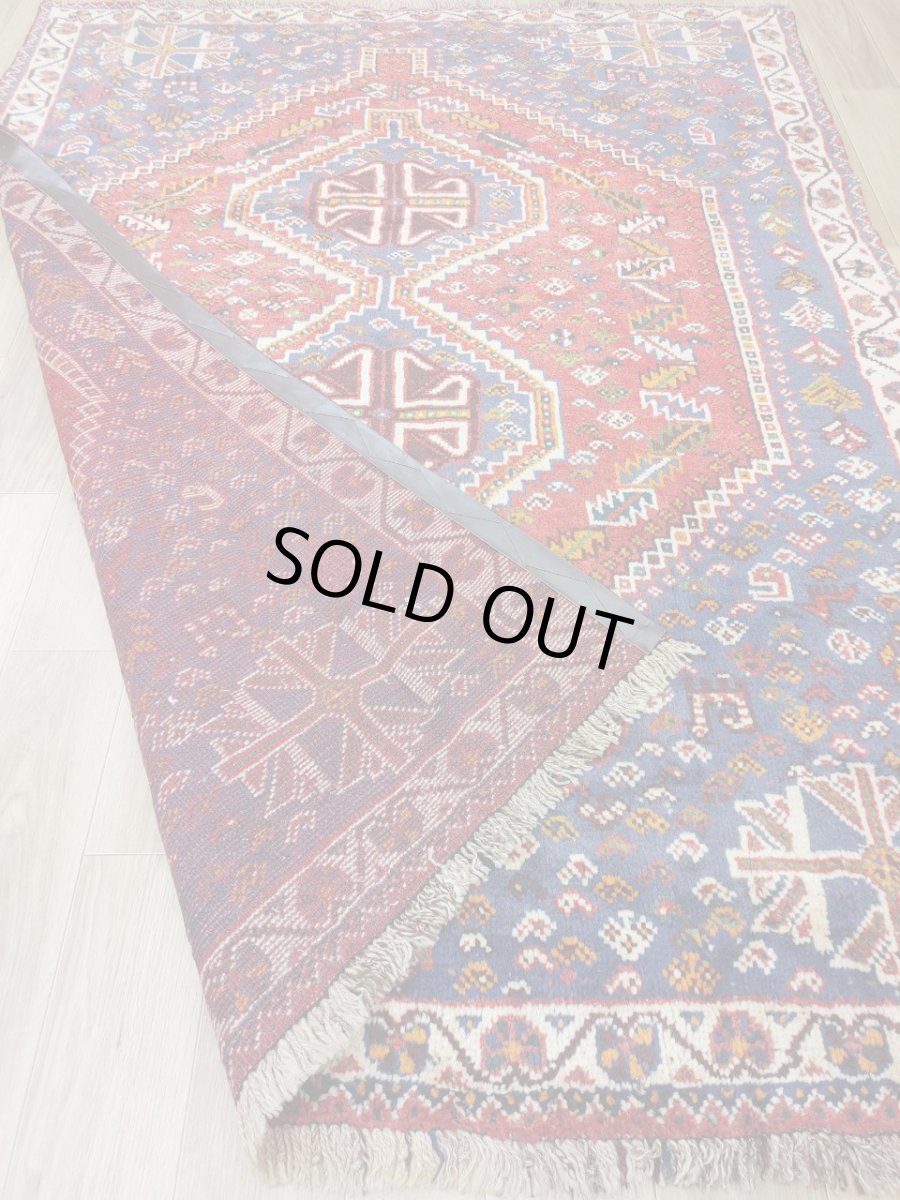 画像3: 良品 ペルシャ 部族絨毯 シラーズ 200 x 150 cm ウール 手織り 赤 ネイビー 青  縦2.0m 横1.5m 3.0m 2 〜3帖 リビング ダイニング 3人掛けソファ サイズ ウール 手織り トライバル ラグ 部族絨毯 マット カーペット 淡マルチカラー トランジ ビンテージ MAAD516-200150Z036 (3)