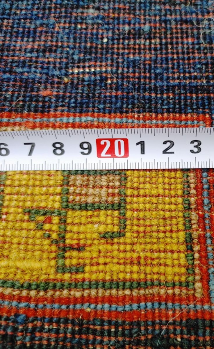 画像13: 新品 ペルシャ ギャッベ 縦3.5m 横2.5m 9㎡ 〜9帖程度 リビング ダイニング 3人掛けソファ コーナーソファサイズ 355 × 250 cm No.2447 肉厚 ウール 手織り リーズバフト ギャベ ハンドメイド ラグ 絨毯 カーペット 青 藍色 インディゴブルー 黄色 レモンイエロー オレンジ シンプル 赤色 リビングダイニングルームお部屋の中心に MA2447-355250Z150 (13)