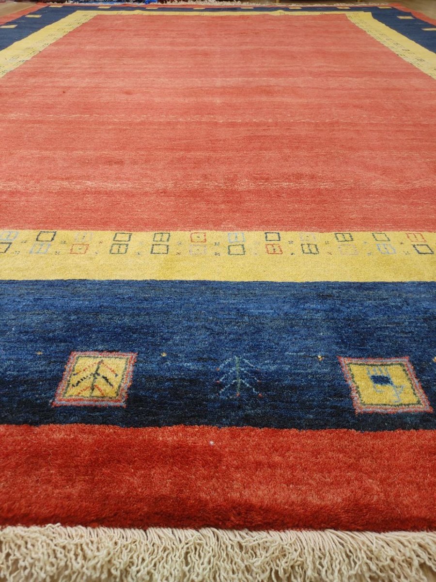 画像7: 新品 ペルシャ ギャッベ 縦3.5m 横2.5m 9㎡ 〜9帖程度 リビング ダイニング 3人掛けソファ コーナーソファサイズ 355 × 250 cm No.2447 肉厚 ウール 手織り リーズバフト ギャベ ハンドメイド ラグ 絨毯 カーペット 青 藍色 インディゴブルー 黄色 レモンイエロー オレンジ シンプル 赤色 リビングダイニングルームお部屋の中心に MA2447-355250Z150 (7)