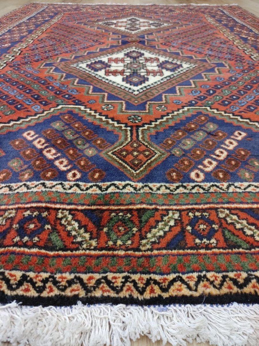 画像13: 良品 ペルシャ 部族絨毯 シールジャン 縦1.8m 横1.25m 2.3㎡ 〜3.5帖程度 リビング ダイニング 2〜3人掛けソファ センターテーブル サイズ 182 x 125 cm ウール 手織り トライバル ラグ 敷物 マット カーペット 幾何学模様 ヘイバトルー柄 ヴィンテージ ビンテージ  赤 レッド 紺 ネイビー MAAD360-182125Z027 (13)