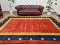 画像1: 新品 ペルシャ ギャッベ 縦3.5m 横2.5m 9㎡ 〜9帖程度 リビング ダイニング 3人掛けソファ コーナーソファサイズ 355 × 250 cm No.2447 肉厚 ウール 手織り リーズバフト ギャベ ハンドメイド ラグ 絨毯 カーペット 青 藍色 インディゴブルー 黄色 レモンイエロー オレンジ シンプル 赤色 リビングダイニングルームお部屋の中心に MA2447-355250Z150 (1)