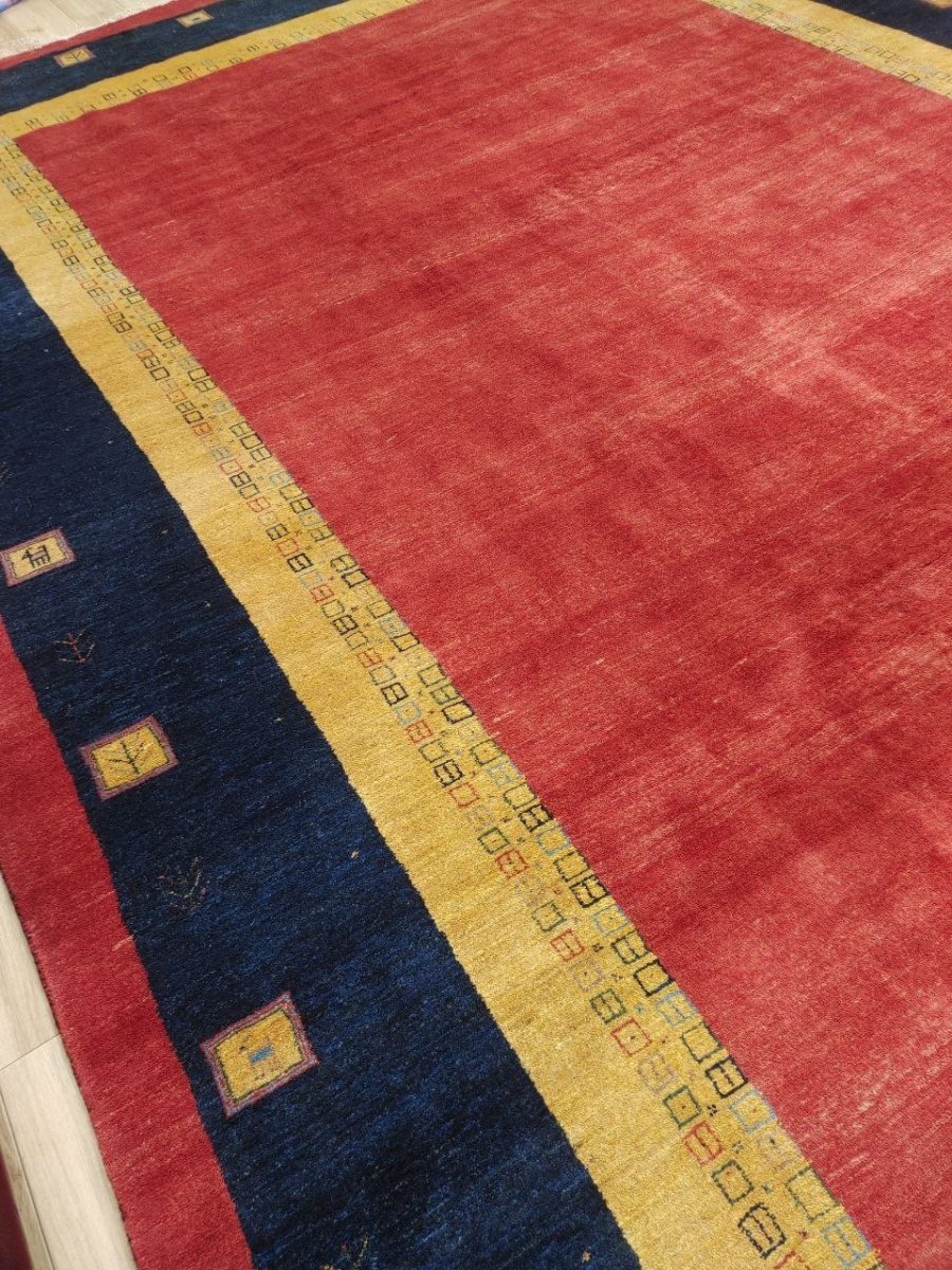 画像4: 新品 ペルシャ ギャッベ 縦3.5m 横2.5m 9㎡ 〜9帖程度 リビング ダイニング 3人掛けソファ コーナーソファサイズ 355 × 250 cm No.2447 肉厚 ウール 手織り リーズバフト ギャベ ハンドメイド ラグ 絨毯 カーペット 青 藍色 インディゴブルー 黄色 レモンイエロー オレンジ シンプル 赤色 リビングダイニングルームお部屋の中心に MA2447-355250Z150 (4)