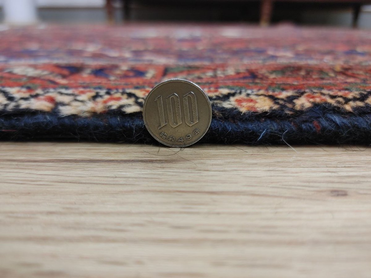 画像14: 良品 ペルシャ 部族絨毯 シールジャン 縦1.8m 横1.25m 2.3㎡ 〜3.5帖程度 リビング ダイニング 2〜3人掛けソファ センターテーブル サイズ 182 x 125 cm ウール 手織り トライバル ラグ 敷物 マット カーペット 幾何学模様 ヘイバトルー柄 ヴィンテージ ビンテージ  赤 レッド 紺 ネイビー MAAD360-182125Z027 (14)