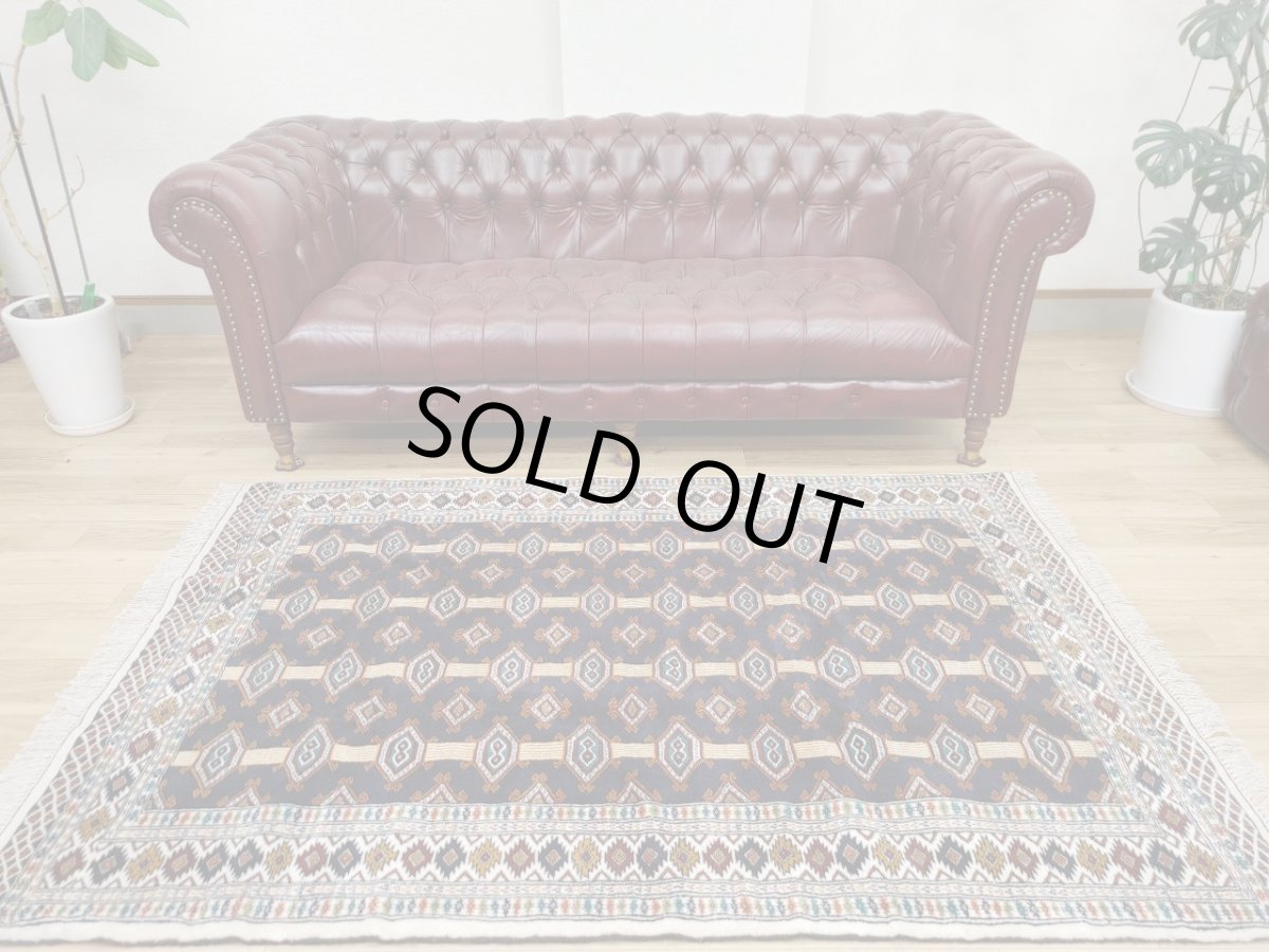 画像1: 新品 ペルシャ 部族絨毯 トルクメン 196 x 132 cm No.Z206 縦1.9m 横1.3n 2㎡ ~1帖 2-3人掛けソファ センターテーブル サイズ ウール 手織り ハンドメイド トライバル ラグ カーペット 幾何学模様 民族柄 白 黒 生成り色 MAZ206-196132Z034 (1)