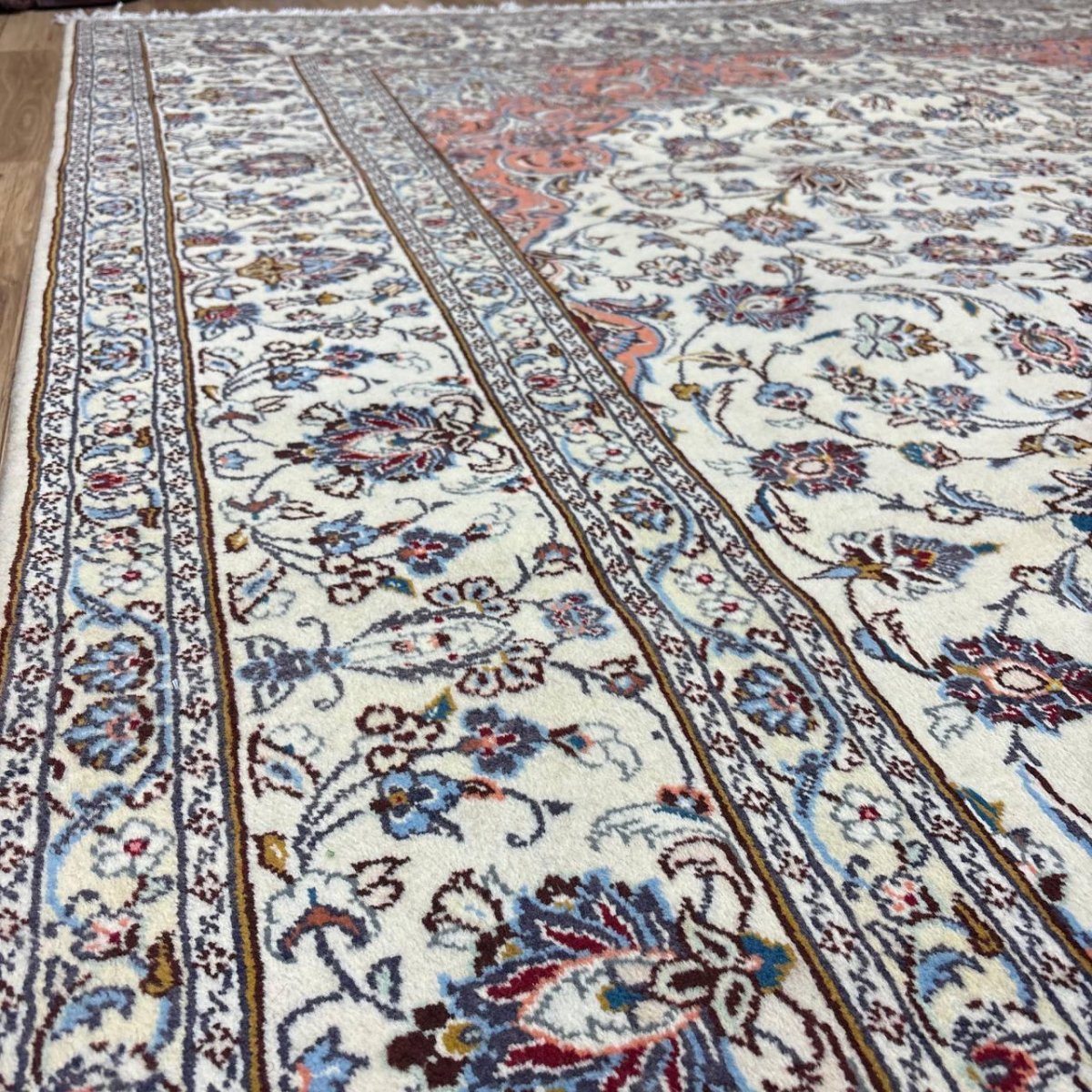 画像9: 美品 ペルシャ 絨毯 カシャーン リビング ダイニング 大判 8.8m 9畳 3人掛けソファ サイズ  355 x 250 cm 肉厚 ウール 手織り トライバル ラグ 天然 敷物 マット カーペット 赤 メダリオン ヴィンテージ ビンテージ MA457-270-355250Z060 (9)