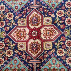 画像3: 良品 ペルシャ 絨毯 タブリーズ 縦3.4m 横2.5m 8.6㎡ 〜9帖 リビング ダイニング 大判 サイズ 345 x 250 cm 天然 ウール 手織り トライバル ラグ 敷物 マット カーペット メダリオン ヴィンテージ ビンテージ 中古品に抵抗のある方にもお勧めです 赤 MAA664-345250Z060 (3)