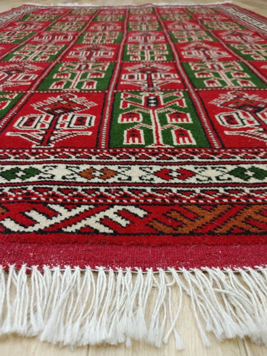 画像7: 新品 ペルシャ 部族絨毯 トルクメン 190 x 170 cm  縦1.9m 横1.7m 3.2㎡ ~2帖 2-3人掛けソファ センターテーブル サイズ ウール 手織り ハンドメイド トライバル ラグ カーペット 幾何学模様 民族柄 赤 白 緑 生成り色 MAR476-190170Z024 (7)