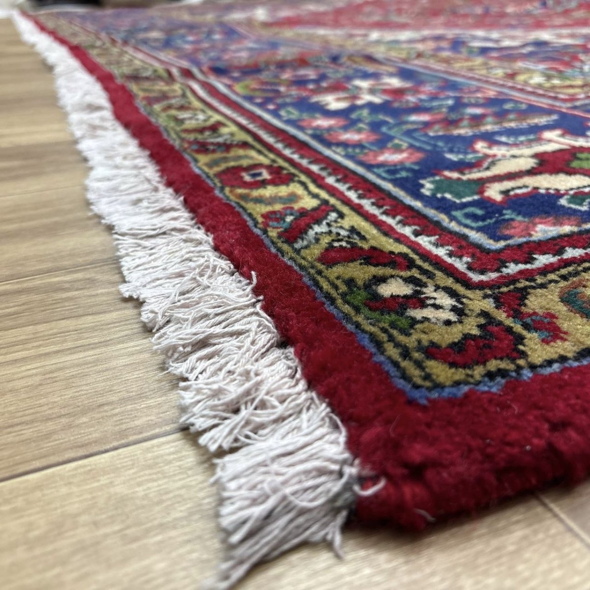 画像6: 良品 ペルシャ 絨毯 タブリーズ 縦3.5m 横2.5m 8.7㎡ 〜9帖 リビング ダイニング 大判 サイズ 350 x 251 cm 天然 ウール 手織り トライバル ラグ 敷物 マット カーペット メダリオン ヴィンテージ ビンテージ 中古品に抵抗のある方にもお勧めです 赤 MA456-A711-350251Z053 (6)