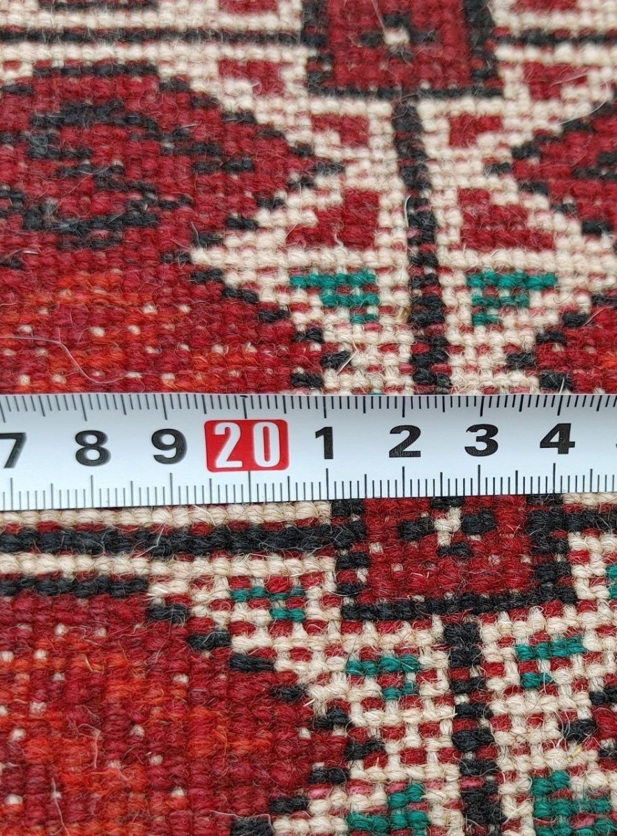 画像19: 新品 ペルシャ 部族絨毯 トルクメン 235 x 155 cm 縦2.3m 横1.5m 3.4㎡ ~2帖 2-3人掛けソファ センターテーブル サイズ ウール 手織り ハンドメイド トライバル ラグ カーペット 幾何学模様 民族柄 赤 白 黒 生成り色 MAR474-235155Z032 (19)