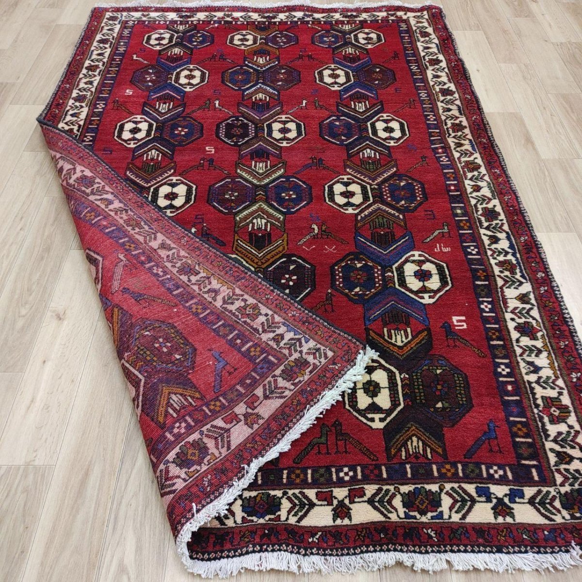 画像14: 良品 ペルシャ 部族絨毯 シールジャン 縦2.3m 横1.5m 3.4㎡ 〜3.5帖程度 リビング ダイニング 2〜3人掛けソファ センターテーブル サイズ 230 x 155 cm ウール 手織り トライバル ラグ 敷物 マット カーペット 幾何学模様 ヘイバトルー柄 ヴィンテージ ビンテージ  赤 レッド 紺 ネイビー MAR430-230155Z030 (14)