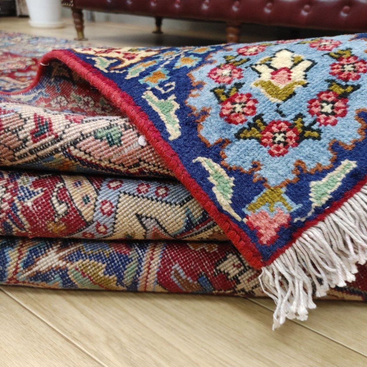 画像17: 良品 ペルシャ 絨毯 タブリーズ 縦3.4m 横2.5m 8.6㎡ 〜9帖 リビング ダイニング 大判 サイズ 345 x 250 cm 天然 ウール 手織り トライバル ラグ 敷物 マット カーペット メダリオン ヴィンテージ ビンテージ 中古品に抵抗のある方にもお勧めです 赤 MAA664-345250Z060 (17)