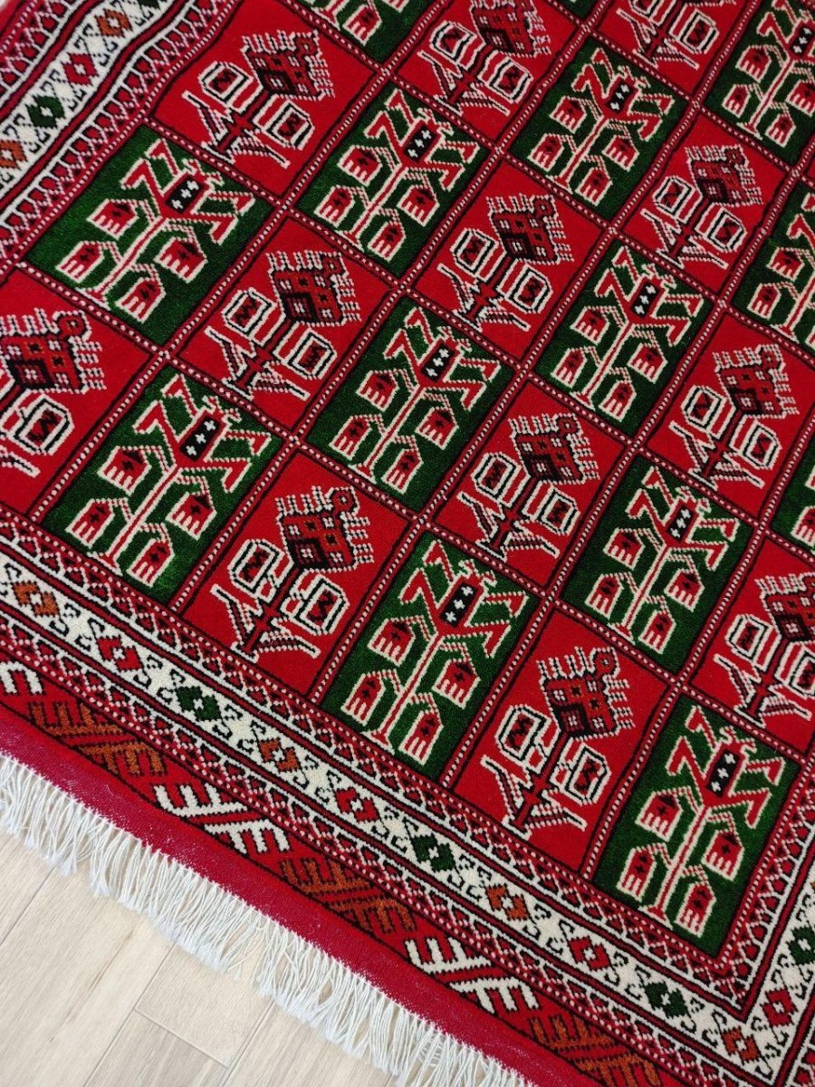 画像6: 新品 ペルシャ 部族絨毯 トルクメン 190 x 170 cm  縦1.9m 横1.7m 3.2㎡ ~2帖 2-3人掛けソファ センターテーブル サイズ ウール 手織り ハンドメイド トライバル ラグ カーペット 幾何学模様 民族柄 赤 白 緑 生成り色 MAR476-190170Z024 (6)