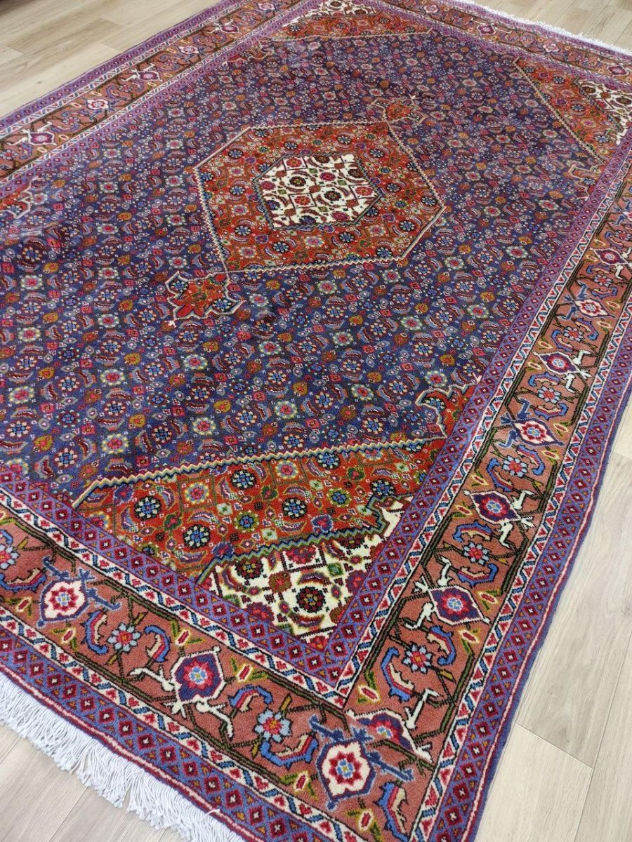 画像3: 良品 ペルシャ 絨毯 タブリーズ 縦2.9m 横1.9m 6㎡ 〜6帖 リビング ダイニング 3人掛けソファ コーナーソファ 大判 サイズ 292 x 195 cm 天然 ウール 手織り トライバル ラグ 敷物 マット カーペット メダリオン ヴィンテージ ビンテージ 中古品に抵抗のある方にもお勧めです 赤 MAA667-292195Z040 (3)