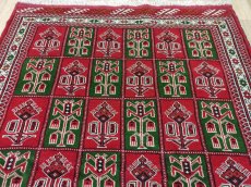 画像4: 新品 ペルシャ 部族絨毯 トルクメン 190 x 170 cm  縦1.9m 横1.7m 3.2㎡ ~2帖 2-3人掛けソファ センターテーブル サイズ ウール 手織り ハンドメイド トライバル ラグ カーペット 幾何学模様 民族柄 赤 白 緑 生成り色 MAR476-190170Z024 (4)