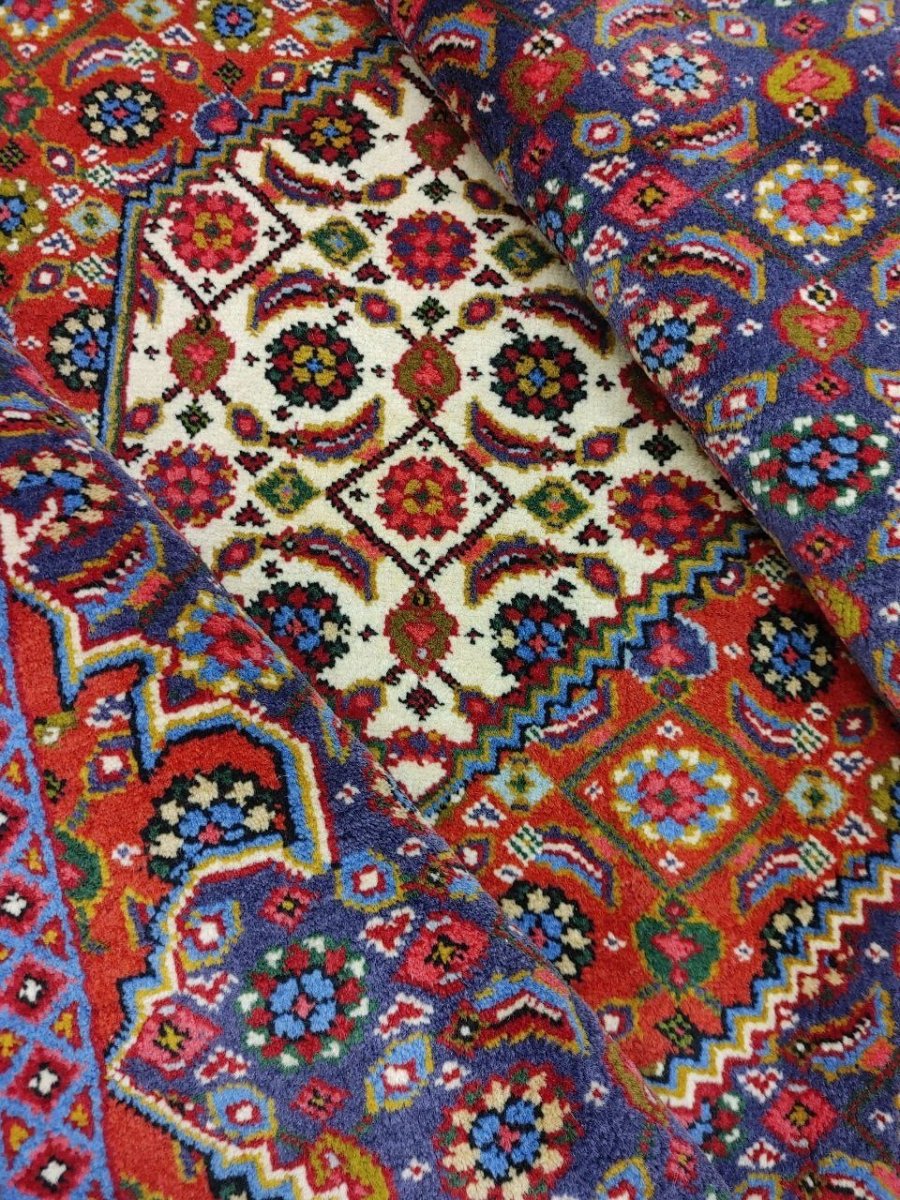 画像13: 良品 ペルシャ 絨毯 タブリーズ 縦2.9m 横1.9m 6㎡ 〜6帖 リビング ダイニング 3人掛けソファ コーナーソファ 大判 サイズ 292 x 195 cm 天然 ウール 手織り トライバル ラグ 敷物 マット カーペット メダリオン ヴィンテージ ビンテージ 中古品に抵抗のある方にもお勧めです 赤 MAA667-292195Z040 (13)