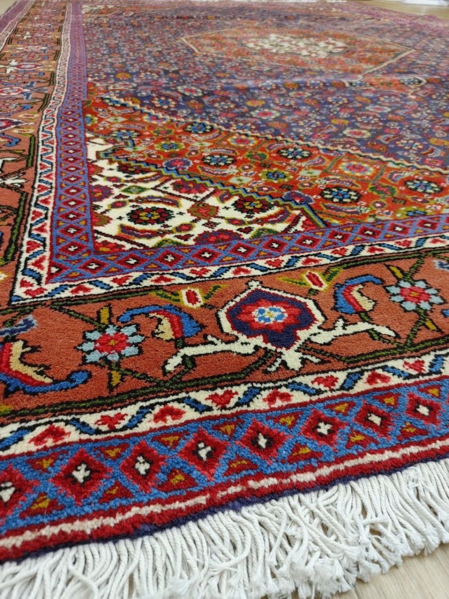 画像8: 良品 ペルシャ 絨毯 タブリーズ 縦2.9m 横1.9m 6㎡ 〜6帖 リビング ダイニング 3人掛けソファ コーナーソファ 大判 サイズ 292 x 195 cm 天然 ウール 手織り トライバル ラグ 敷物 マット カーペット メダリオン ヴィンテージ ビンテージ 中古品に抵抗のある方にもお勧めです 赤 MAA667-292195Z040 (8)