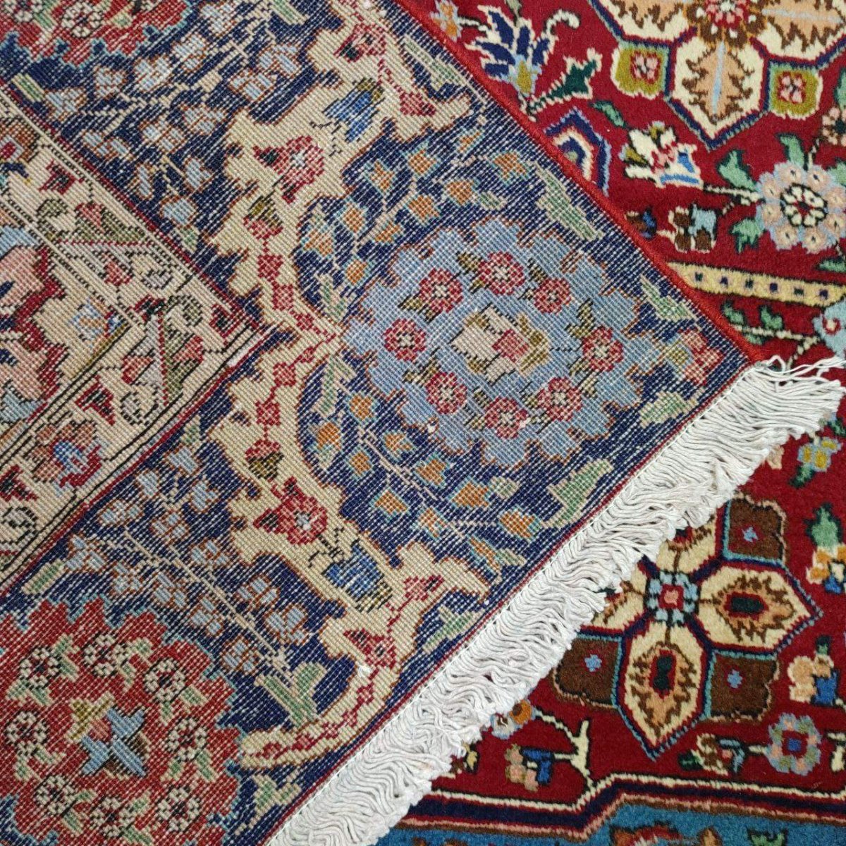 画像19: 良品 ペルシャ 絨毯 タブリーズ 縦3.4m 横2.5m 8.6㎡ 〜9帖 リビング ダイニング 大判 サイズ 345 x 250 cm 天然 ウール 手織り トライバル ラグ 敷物 マット カーペット メダリオン ヴィンテージ ビンテージ 中古品に抵抗のある方にもお勧めです 赤 MAA664-345250Z060 (19)