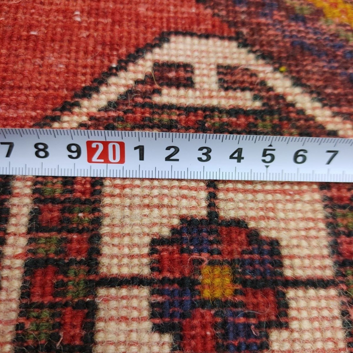 画像17: 良品 ペルシャ 部族絨毯 シールジャン 縦2.3m 横1.5m 3.4㎡ 〜3.5帖程度 リビング ダイニング 2〜3人掛けソファ センターテーブル サイズ 230 x 155 cm ウール 手織り トライバル ラグ 敷物 マット カーペット 幾何学模様 ヘイバトルー柄 ヴィンテージ ビンテージ  赤 レッド 紺 ネイビー MAR430-230155Z030 (17)