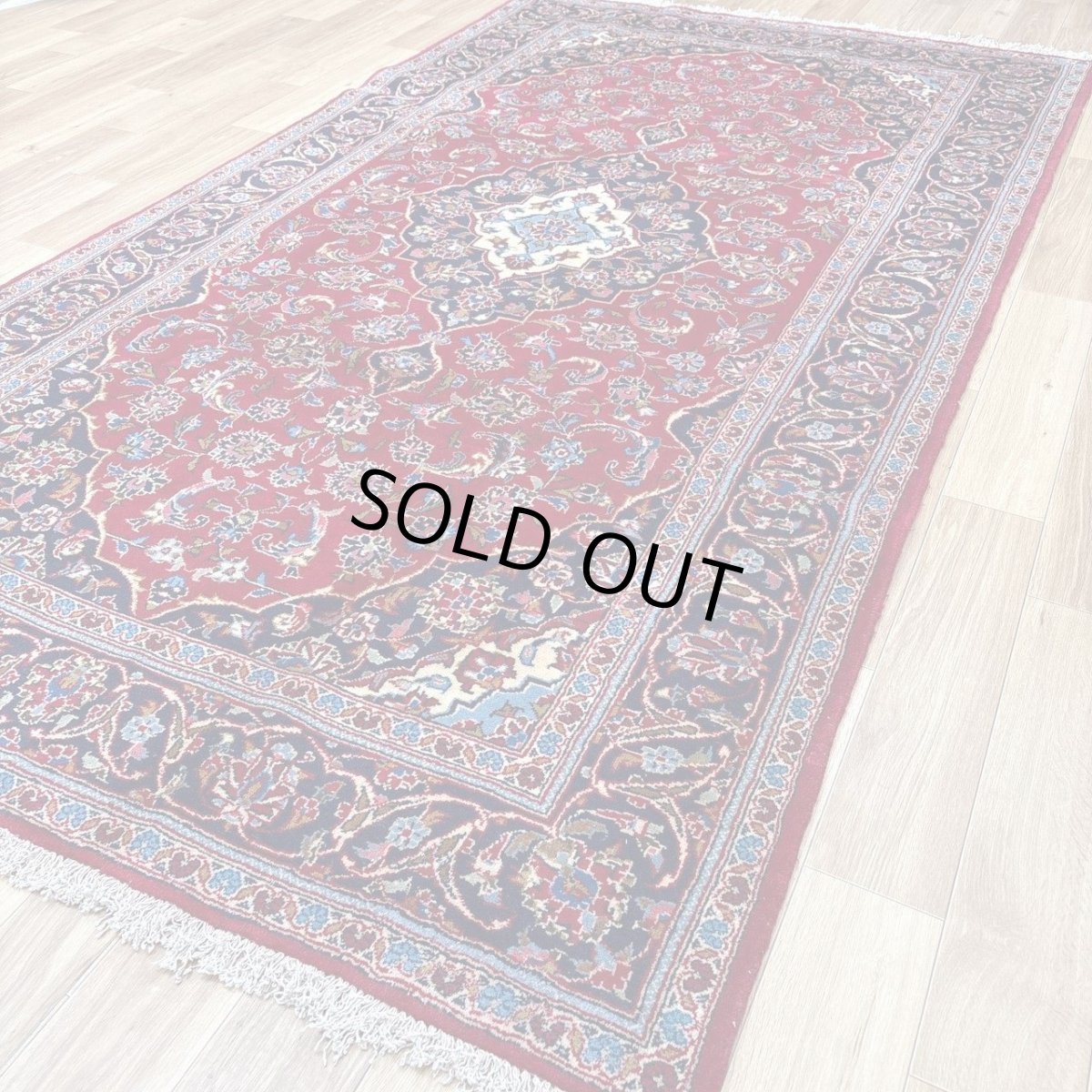 画像3: 良品 ペルシャ 絨毯 カシャーン 産  縦2.8m 横1.5m 4.2㎡ 〜5帖程度 リビング ダイニング 3人掛けソファ コーナーソファ サイズ 280 x 150 cm 天然 手織り ラグ 敷物 カーペット メダリオン 赤 濃紺 ヴィンテージ ビンテージ MA460-A671-280152Z030 (3)