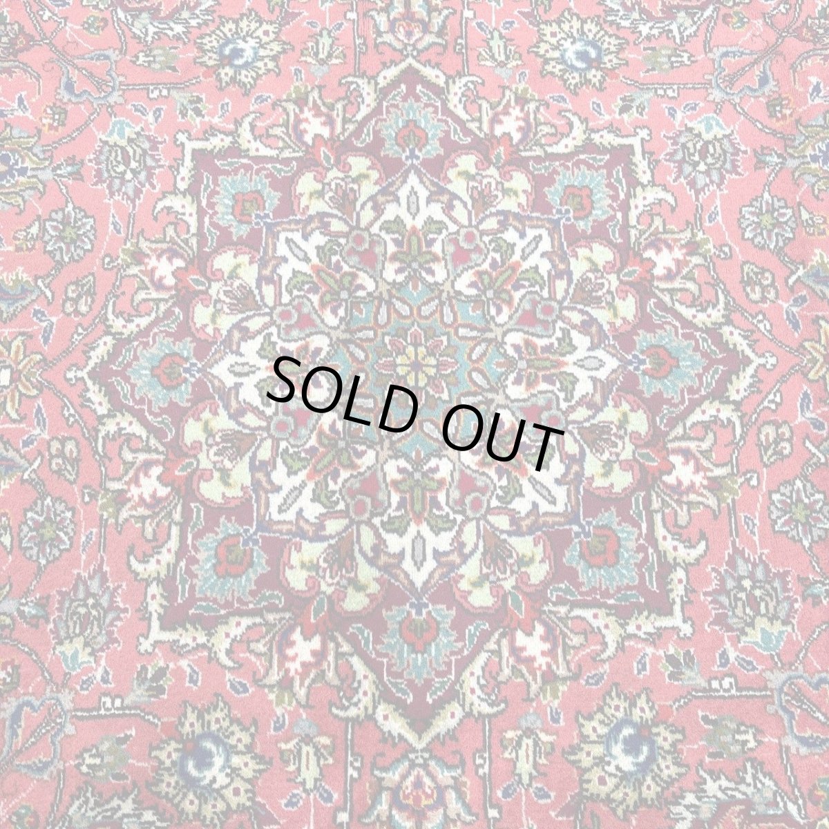 画像3: 良品 ペルシャ 絨毯 タブリーズ 縦3.3m 横2.0m 6.6㎡ 〜7帖 リビング ダイニング 3人掛けソファ コーナーソファ 大判 サイズ 303 x 199 cm 天然 ウール 手織り トライバル ラグ 敷物 マット カーペット メダリオン 中古品に抵抗のある方にもお勧めです 赤 ピンク 茜色 MA462-AD642-303199Z058 (3)