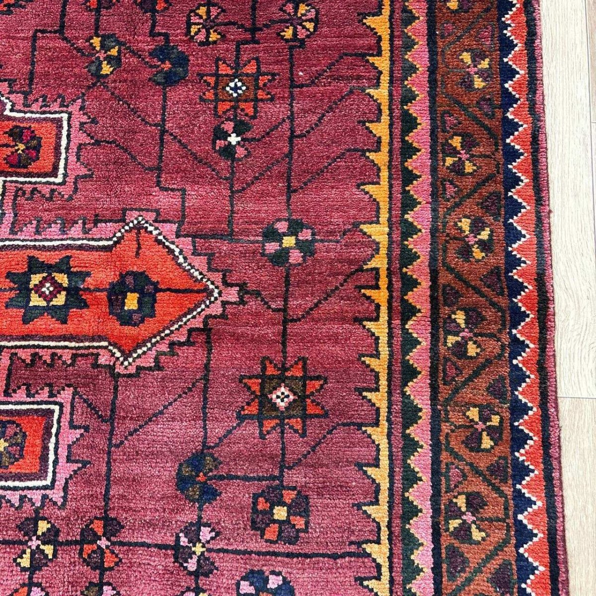 画像12: 良品 ペルシャ 部族絨毯 ヤラメ 縦2.1m 横1.6m 3.7㎡ ~3.5帖 2-3人掛けソファ サイズ 217 x 165 cm No.A798 ウール 手織り ハンドメイド トライバル ラグ カーペット 民族柄 MAAD465-A798-217165Z035 (12)