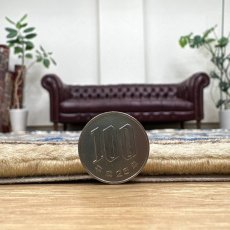 画像18: 良品 ペルシャ 絨毯 ナイン 9la ノーラー 縦3.8m 横2.8m センター リビング ダイニング 3人掛けソファ コーナーソファ 大判 サイズ 388 x 285 cm ウール 手織り ラグ ハンドメイド カーペット 敷物 クラシック スタイル クリーム 生成り 白 アイボリー クリーム ヴィンテージ ビンテージ MA476-168-388285Z070 (18)