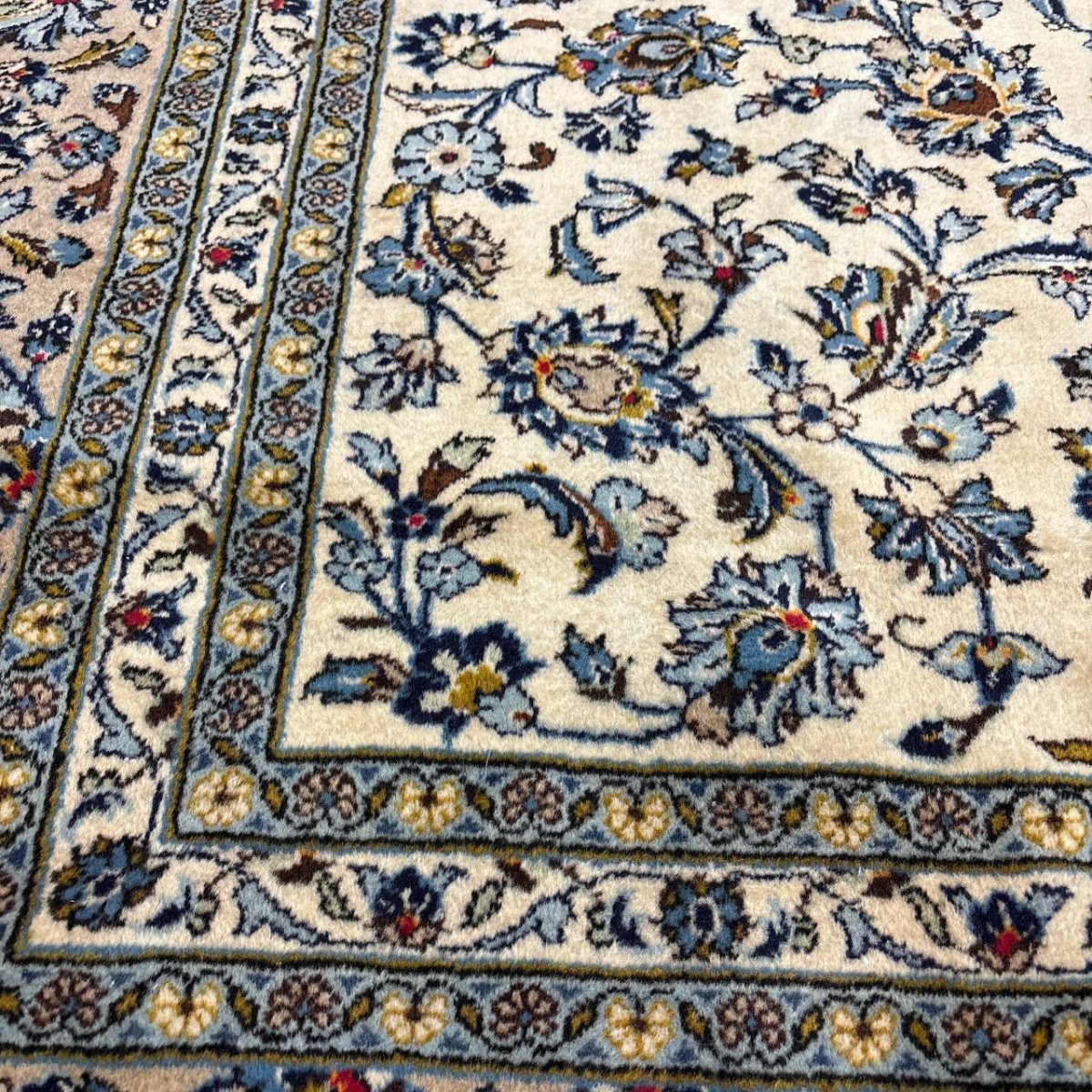 画像9: 美品 ペルシャ 絨毯 カシャーン リビング ダイニング 大判 8.3m 9畳 3人掛けソファ サイズ  343 x 242 cm 肉厚 ウール 手織り トライバル ラグ 天然 敷物 マット カーペット メダリオン ヴィンテージ ビンテージ MA479-A718-343242Z050 (9)