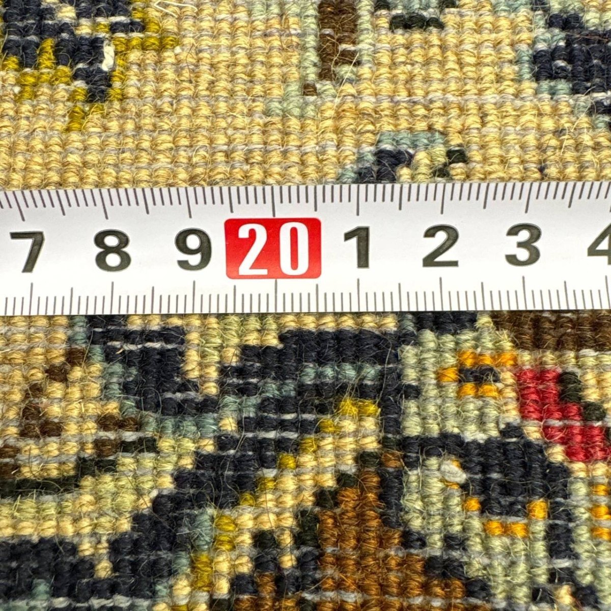 画像18: 美品 ペルシャ 絨毯 カシャーン リビング ダイニング 大判 8.3m 9畳 3人掛けソファ サイズ  343 x 242 cm 肉厚 ウール 手織り トライバル ラグ 天然 敷物 マット カーペット メダリオン ヴィンテージ ビンテージ MA479-A718-343242Z050 (18)