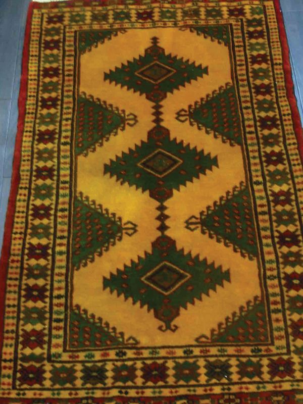 新品 トルクメン ペルシャ 絨毯 アクセント サイズ 119 × 74 cm E38 