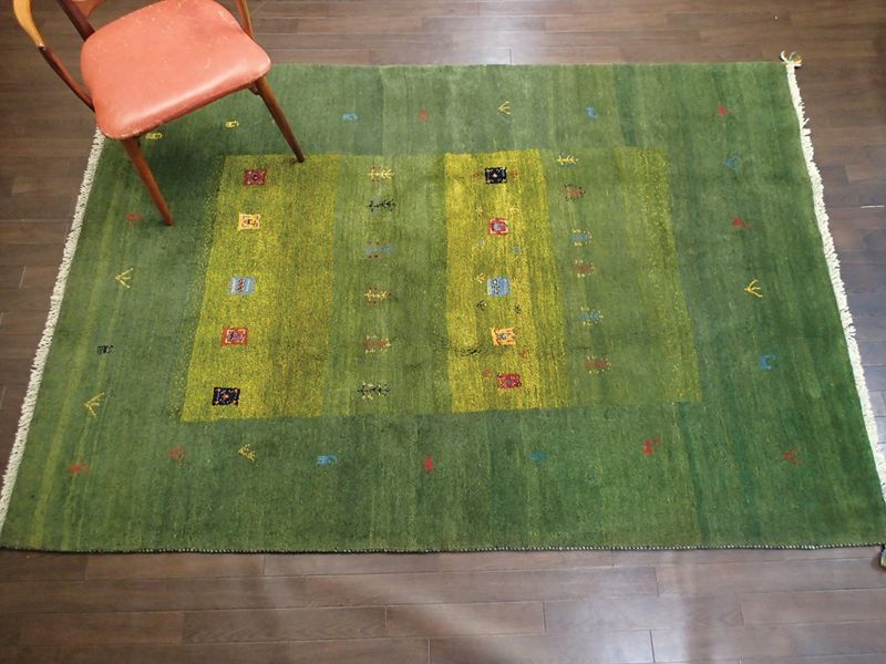 ペルシャ ギャッベ リビング 2.3m サイズ ラグ 235 x 163 cm 18 ハンドメイド ギャベ 天然 ウール 手織り 絨毯 カーペット 緑  黄 シンプル 動物 木 柄